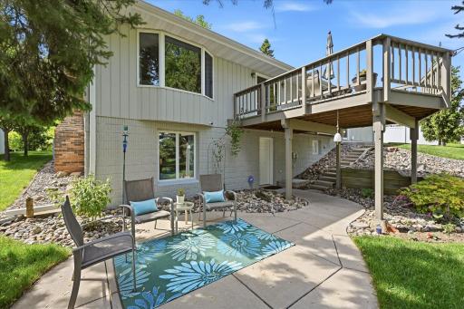 974 Kohlman Lane, Maplewood, MN 55109