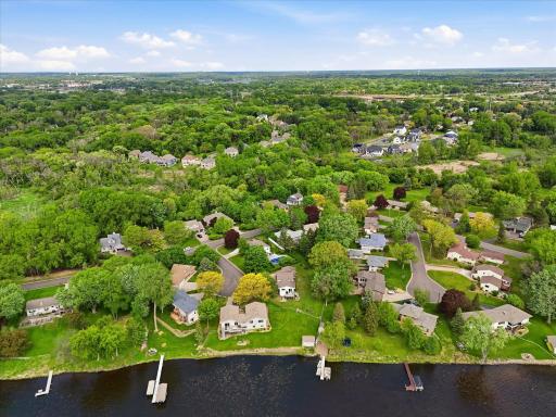 974 Kohlman Lane, Maplewood, MN 55109