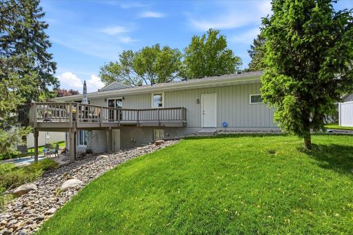 974 Kohlman Lane, Maplewood, MN 55109