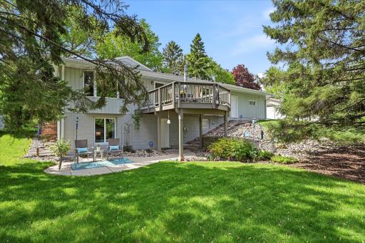974 Kohlman Lane, Maplewood, MN 55109