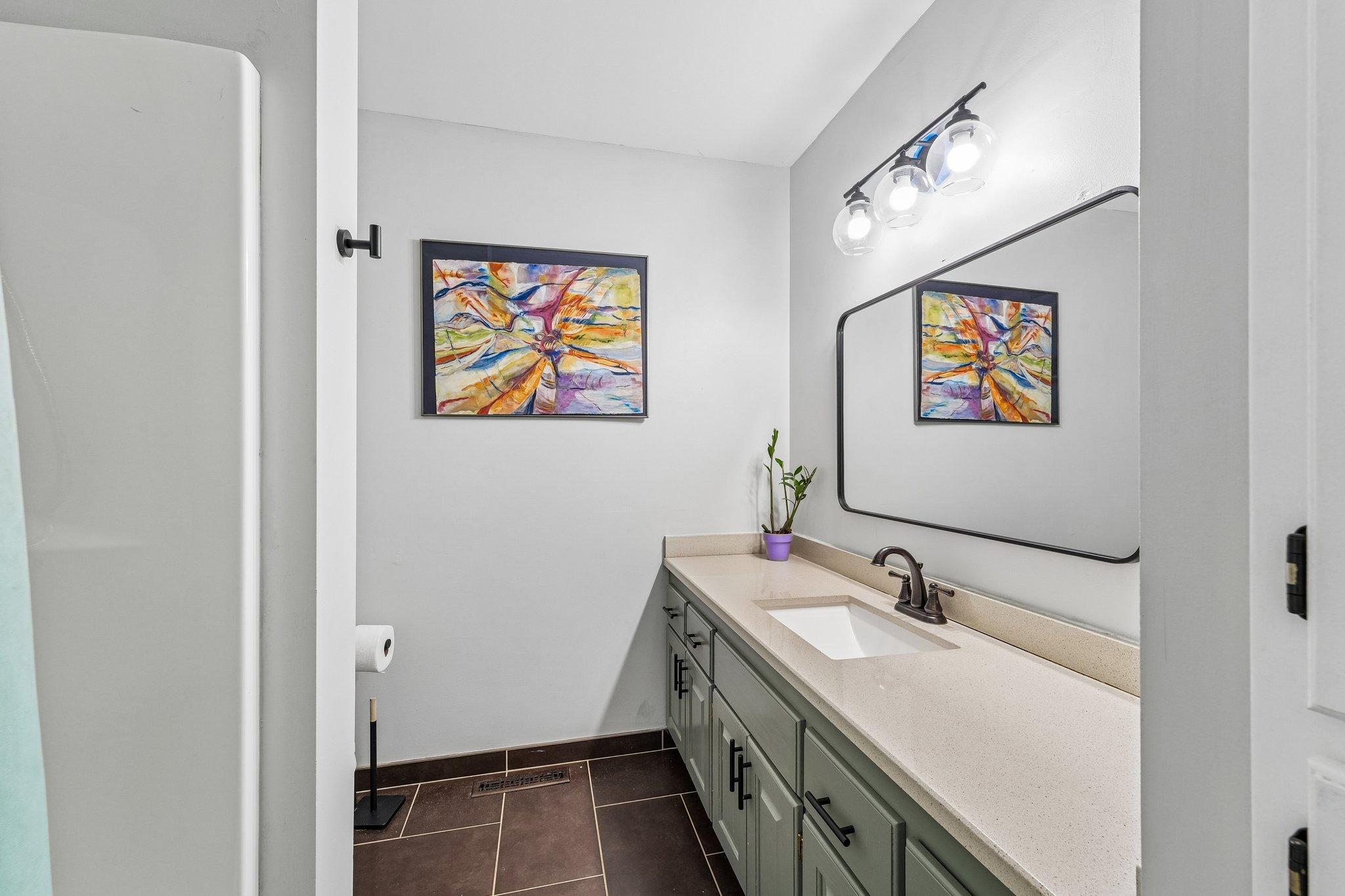28-web-or-mls-Coyote Trl-S2105-028.jpg
