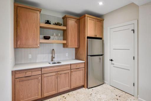 751 W 96th Street, Chanhassen, MN 55317