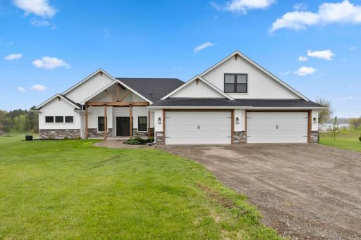48063 Autumn Court, Stanchfield, MN 55080