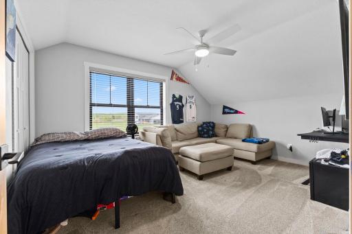 48063 Autumn Court, Stanchfield, MN 55080