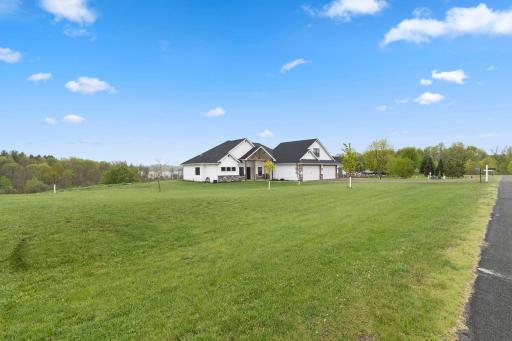 48063 Autumn Court, Stanchfield, MN 55080