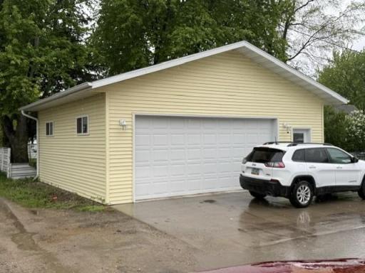 510 7th Street N, Wahpeton, ND 58075