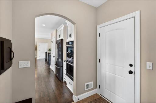 10302 Oregon Avenue N, Minneapolis, MN 55445