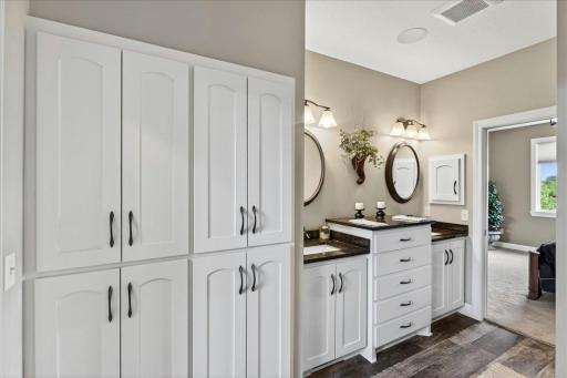 10302 Oregon Avenue N, Minneapolis, MN 55445