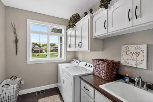 10302 Oregon Avenue N, Minneapolis, MN 55445