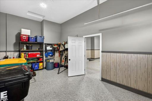 10302 Oregon Avenue N, Minneapolis, MN 55445