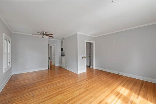 2733 Girard Avenue S, 106, Minneapolis, MN 55408