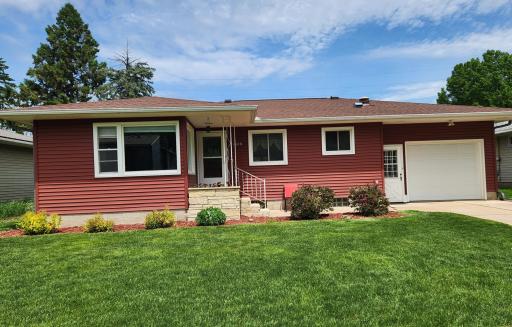 1608 W King Street, Winona, MN 55987