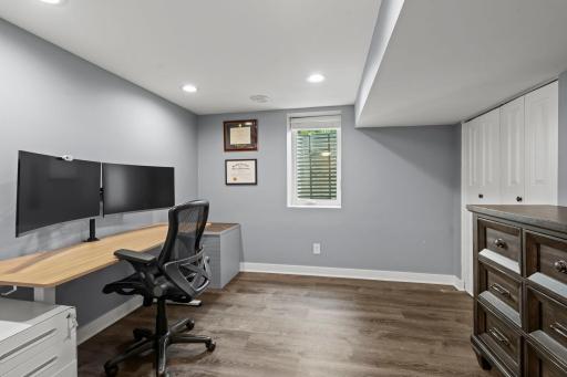 4-bedrooms, 2 spacious bedrooms in the lower-level with egress windows.