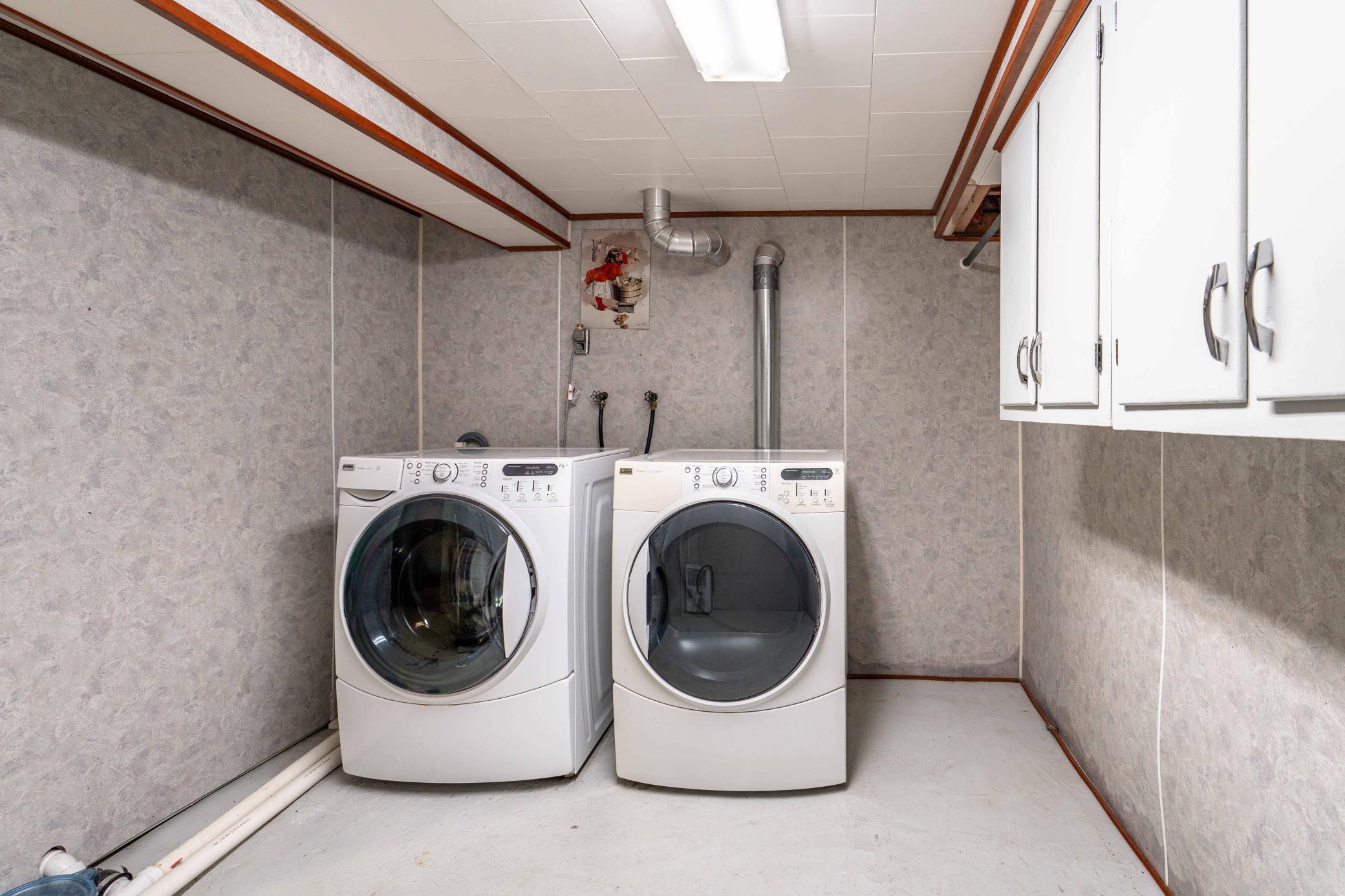 E06-Laundry.jpg