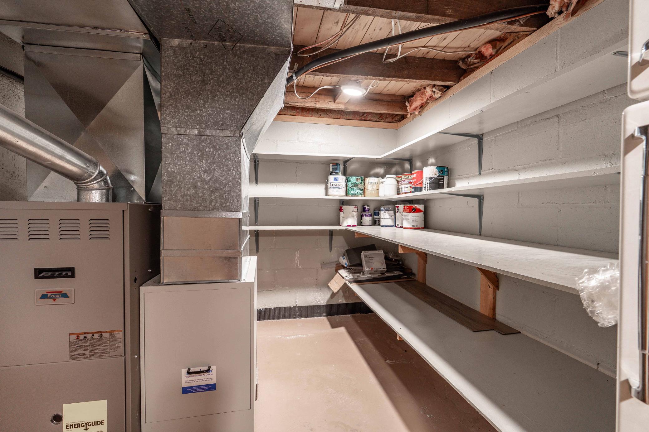 E09-Utility Room-Furnace.jpg