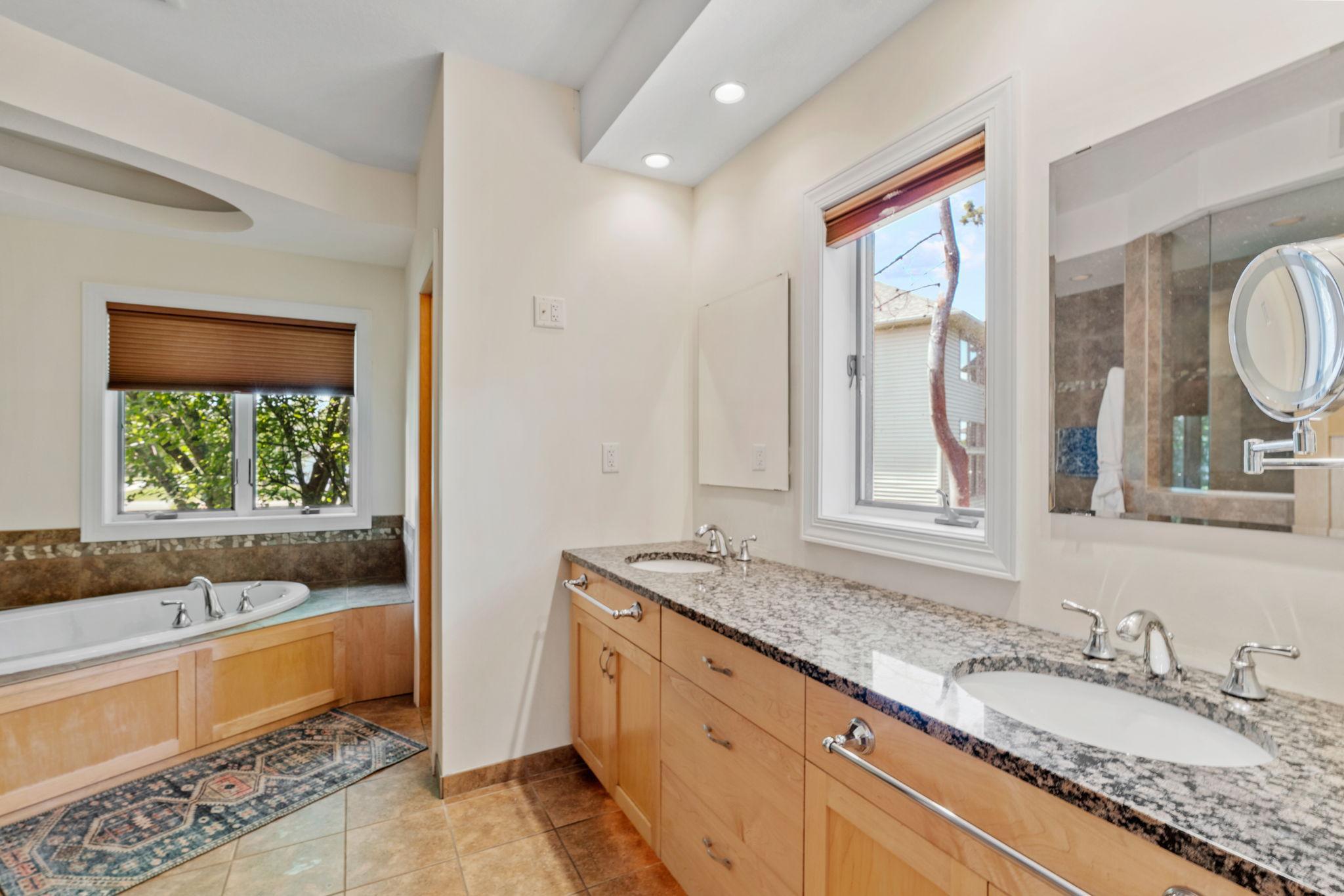 94-web-or-mls-6030 Quanitco Ln N-54.jpg