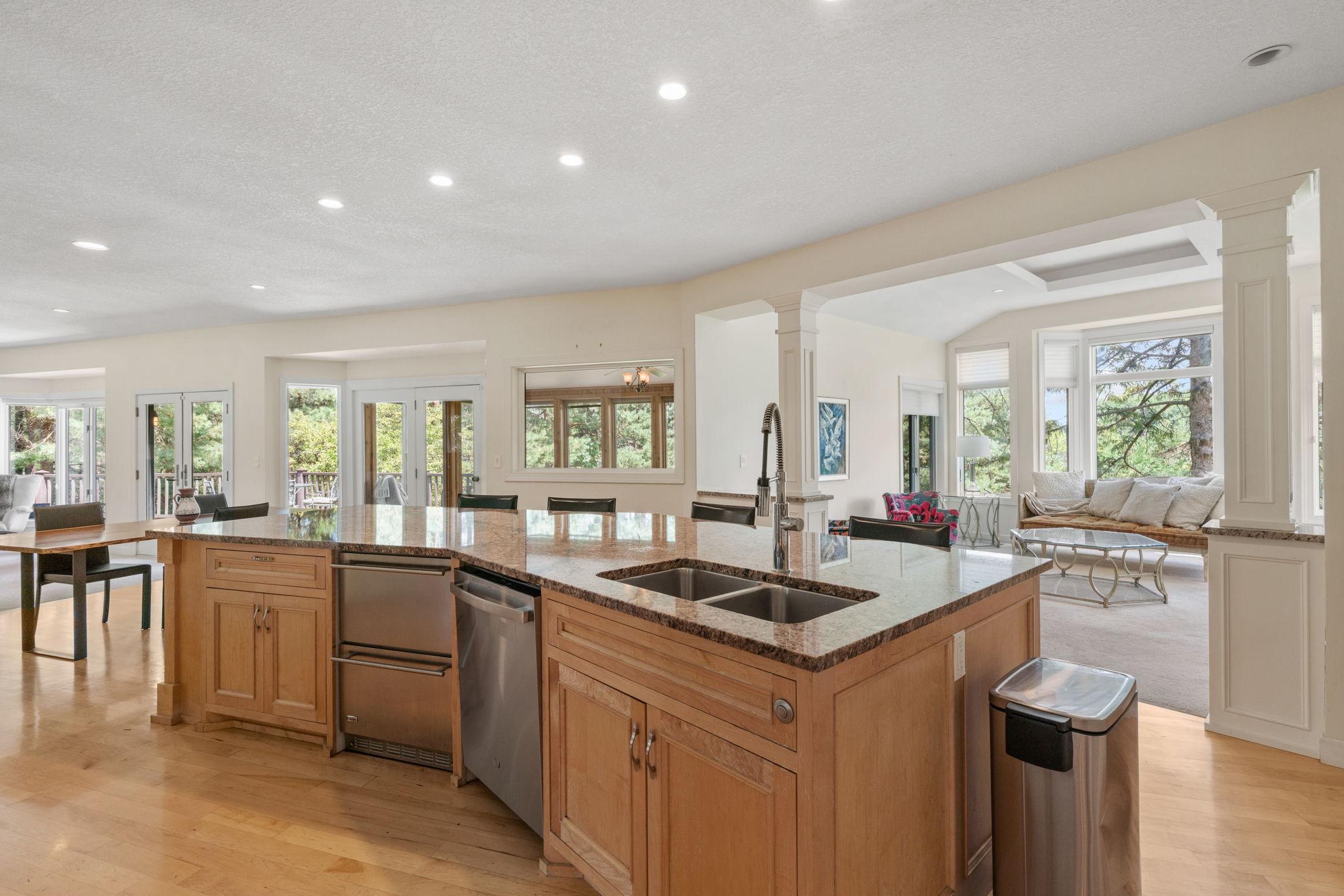 76-web-or-mls-6030 Quanitco Ln N-36.jpg