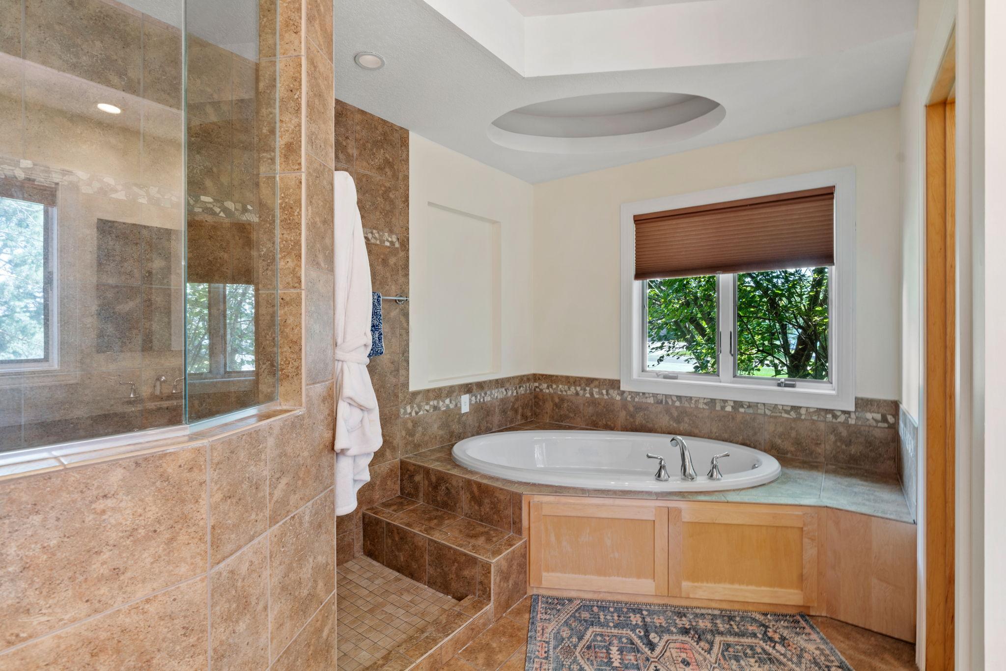 95-web-or-mls-6030 Quanitco Ln N-55.jpg