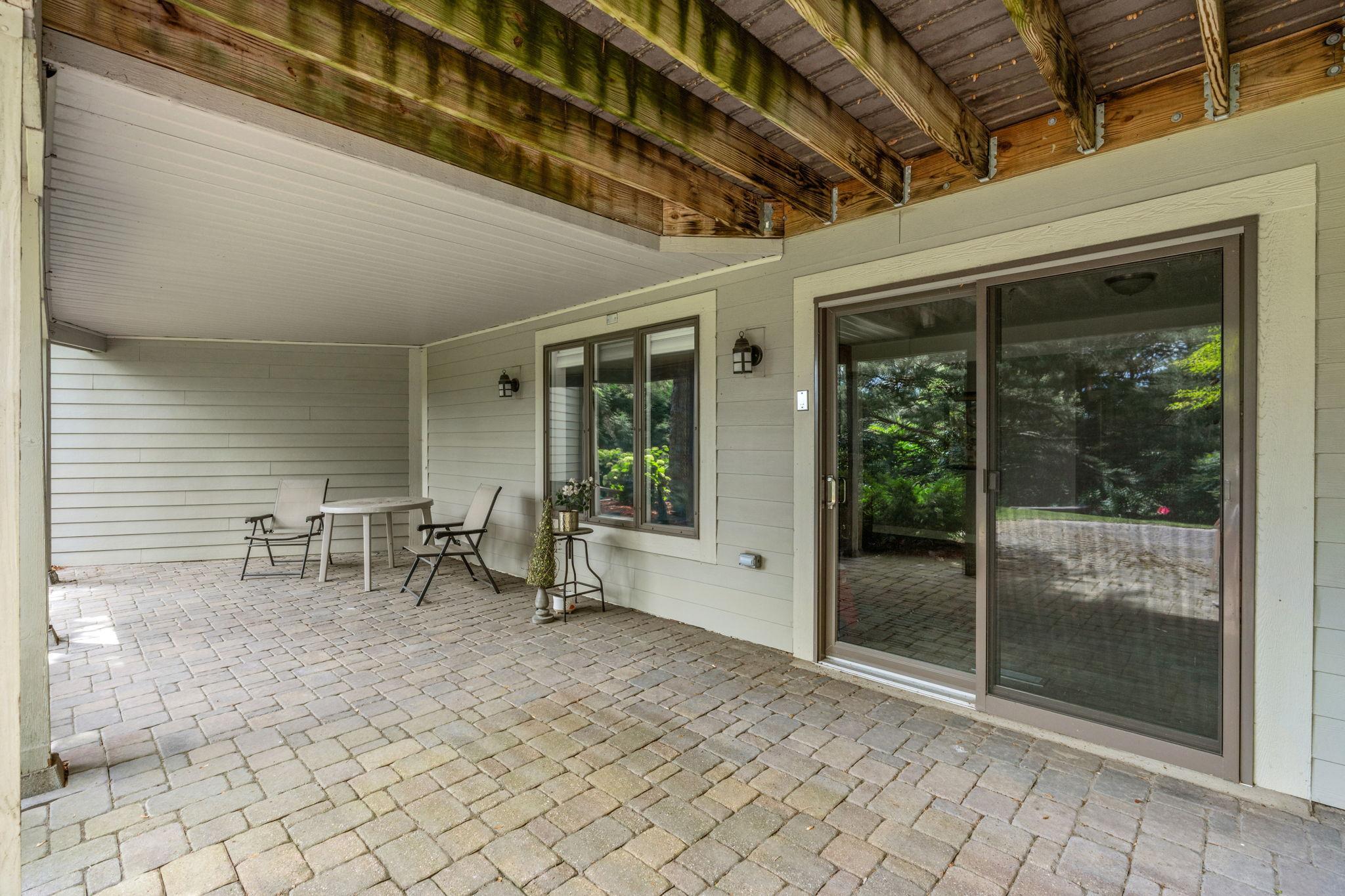 16-web-or-mls-6030 Quantico Ln N-16.jpg
