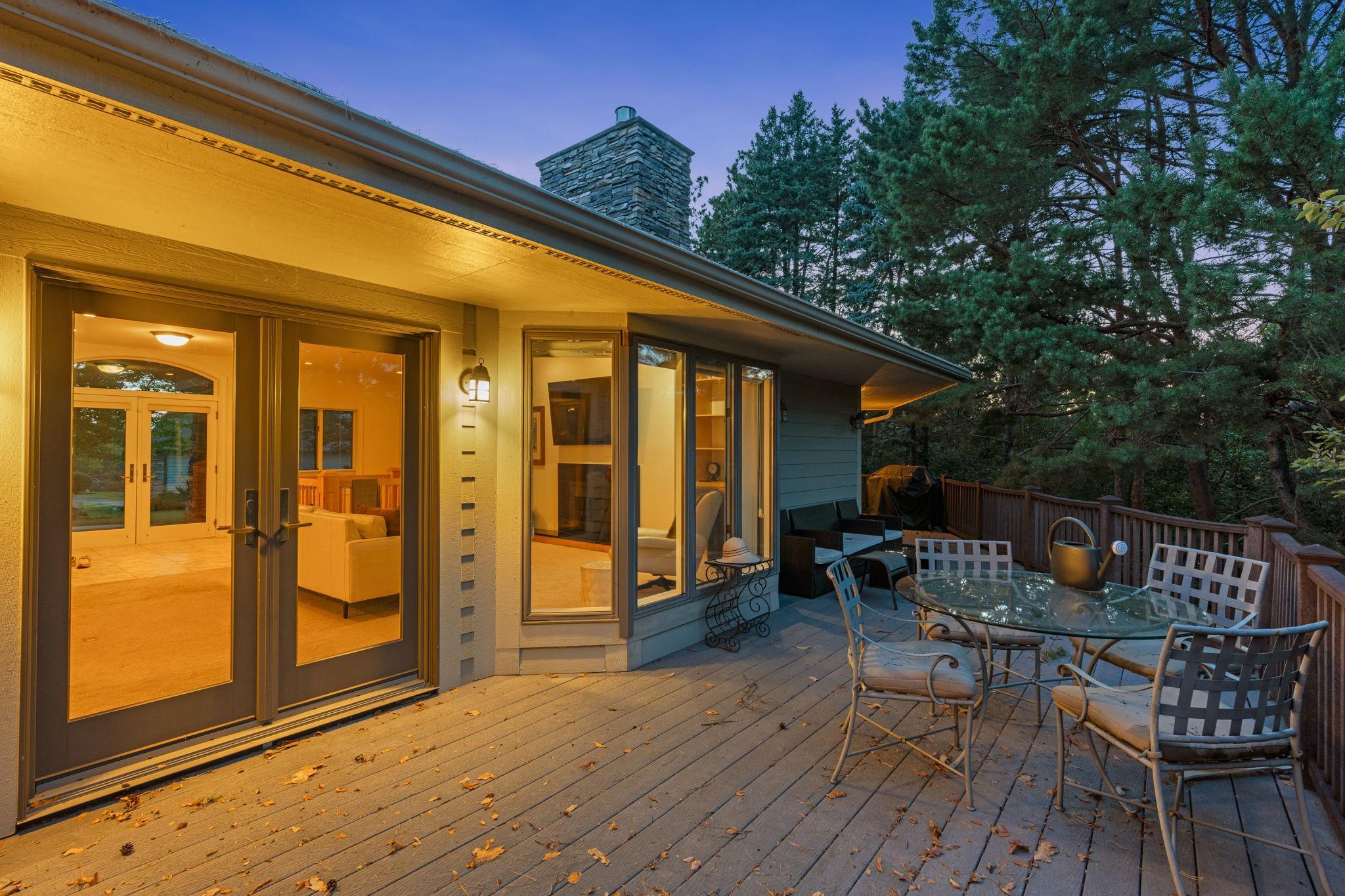 39-web-or-mls-6030 Quantico Ln N Twilight 10.jpg