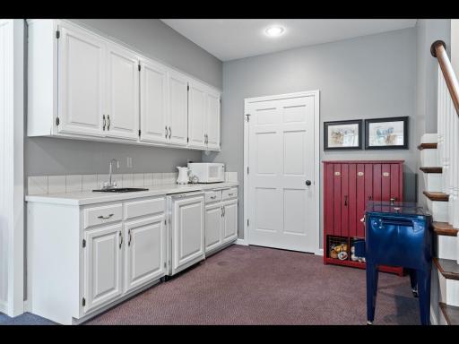 7180 Kenmare Drive, Minneapolis, MN 55438