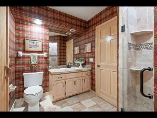 7180 Kenmare Drive, Minneapolis, MN 55438