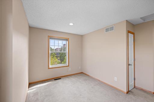 10756 Falling Water Lane, D, Saint Paul, MN 55129