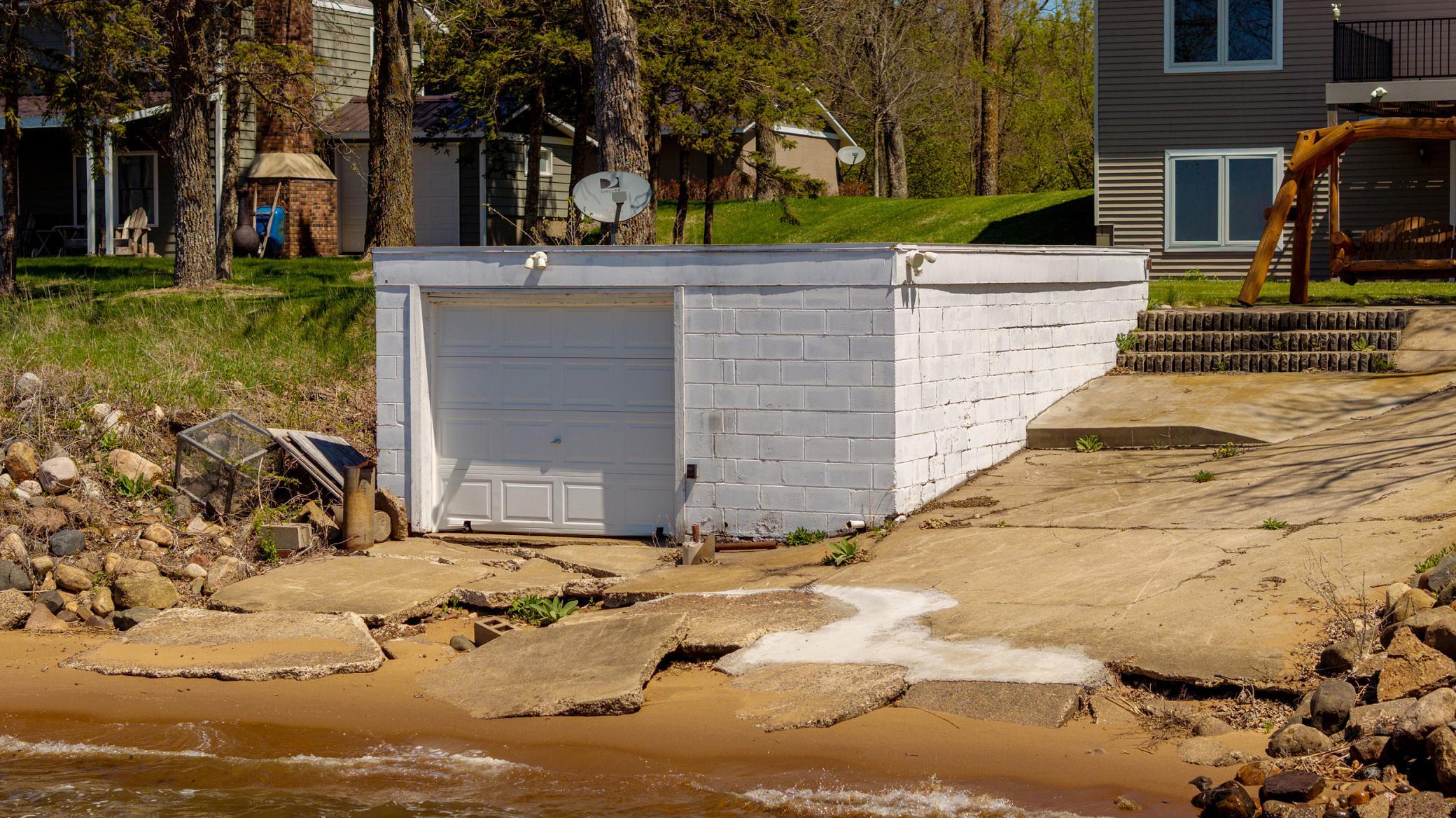 Waters edge boat house