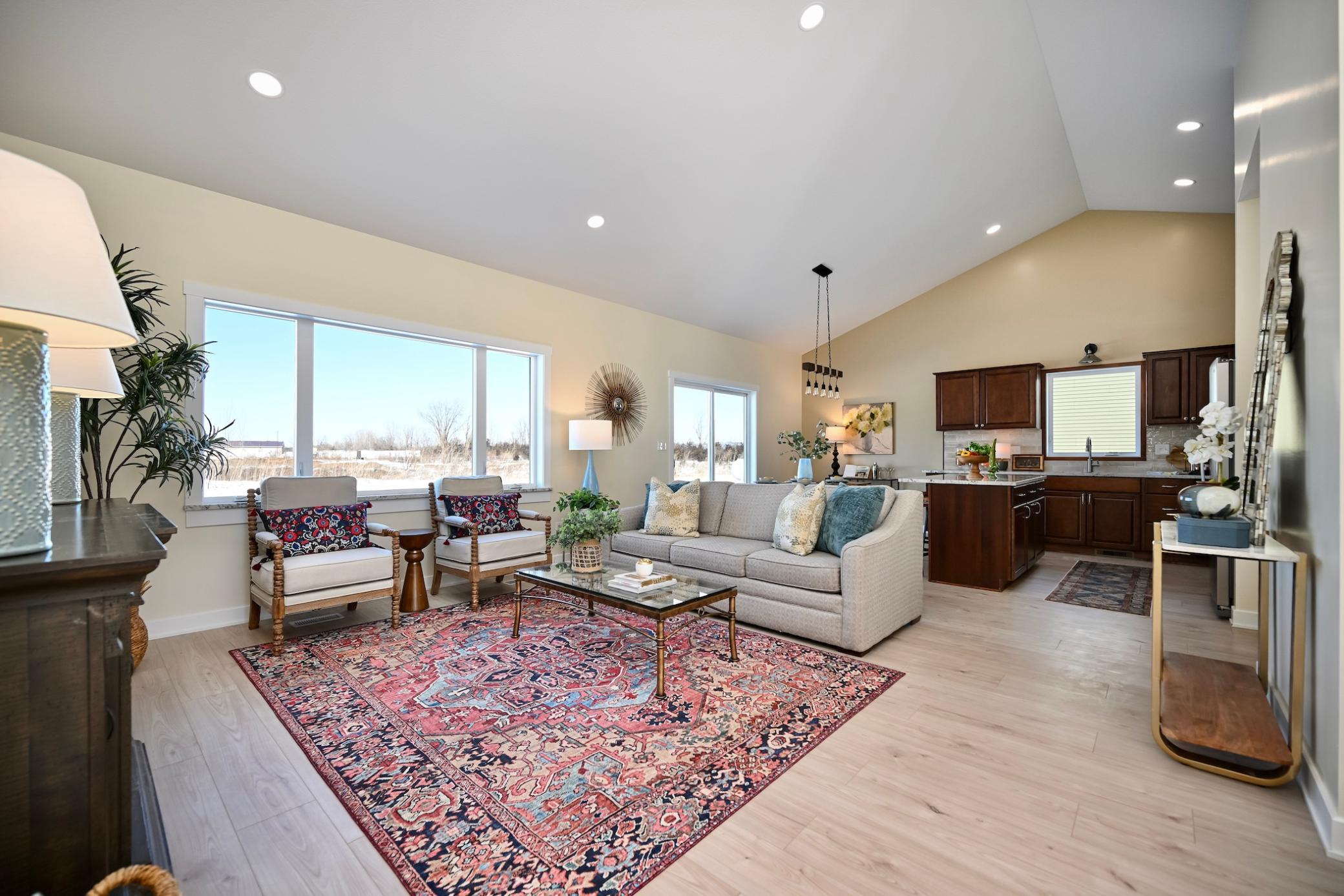 Living Rm into Kitchen