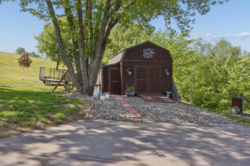 19483 County Road 43, Richmond, MN 56368
