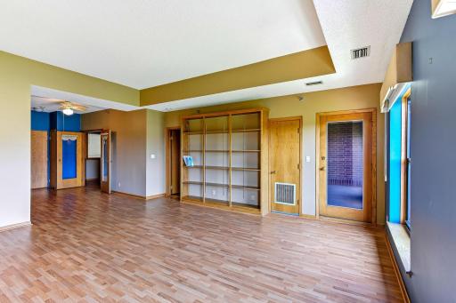 198 6th Street E, 601, Saint Paul, MN 55101