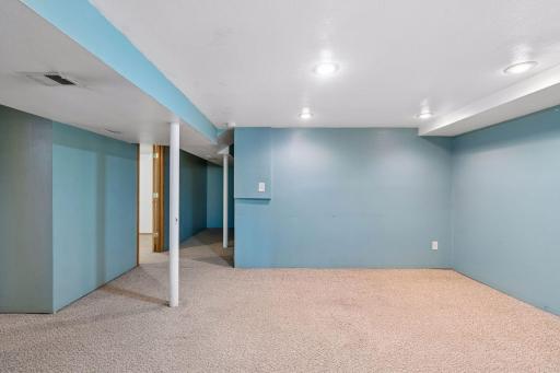 5212 47th Avenue S, Minneapolis, MN 55417
