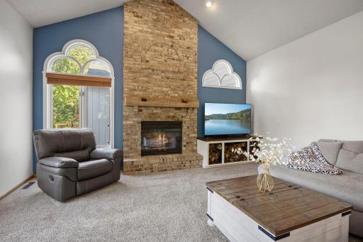 13635 Gardenia Path, Apple Valley, MN 55124