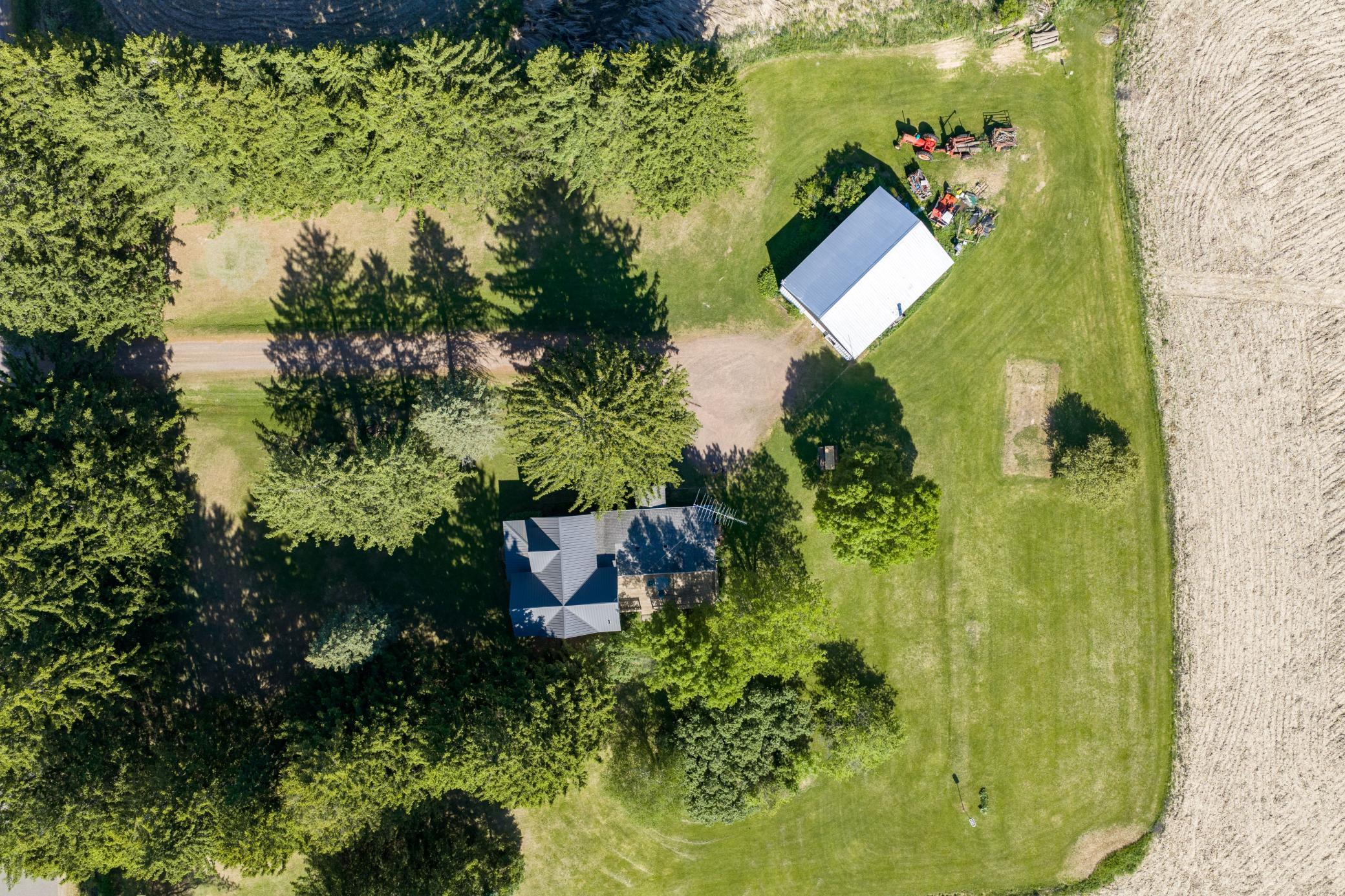27315 210th Ave Cornell 15.jpg