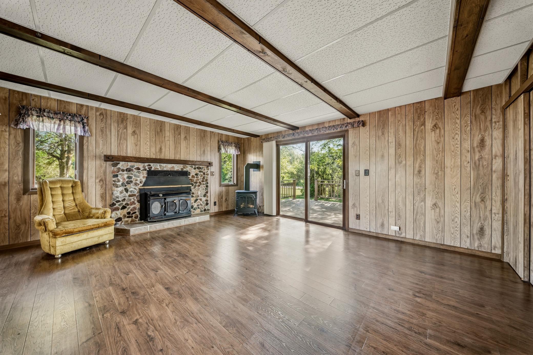 27315 210th Ave Cornell 18.jpg
