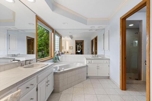 11409 Louisiana Avenue S, Minneapolis, MN 55438