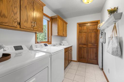 11409 Louisiana Avenue S, Minneapolis, MN 55438