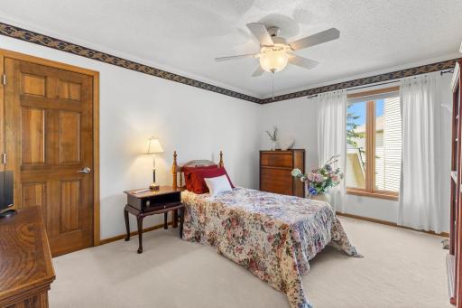 11409 Louisiana Avenue S, Minneapolis, MN 55438