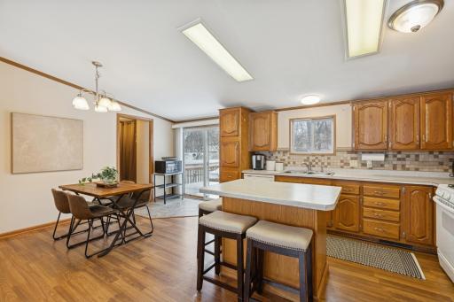 2207 Robin Lane, Buffalo, MN 55313
