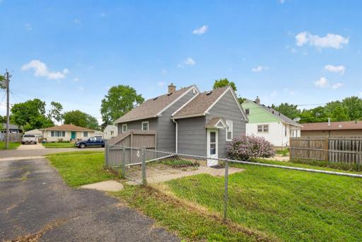 1216 9th Avenue SE, Rochester, MN 55904