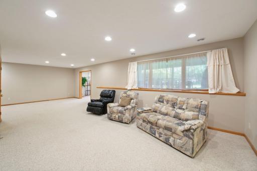 3612 104th Trail N, Minneapolis, MN 55443