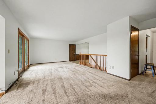 13418 Washburn Drive, Burnsville, MN 55337