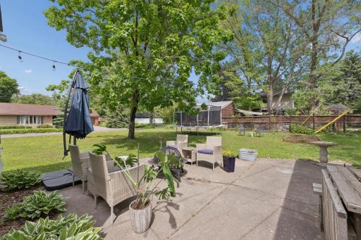 133 Ridgewood Drive, Hopkins, MN 55343