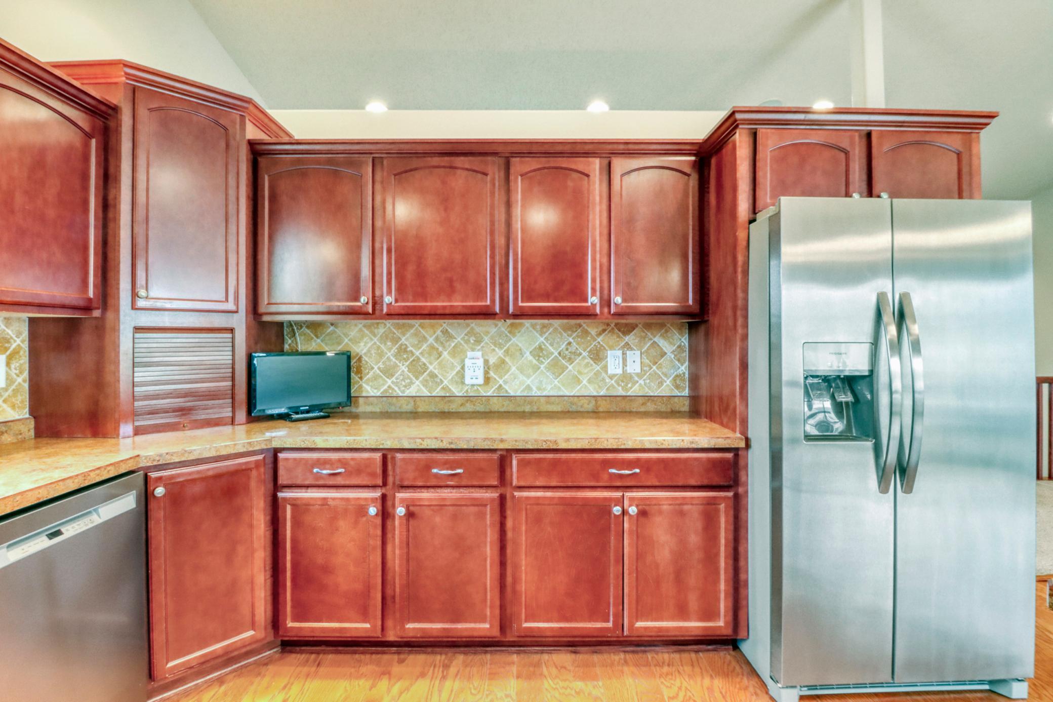 Kitchen1_5.JPG