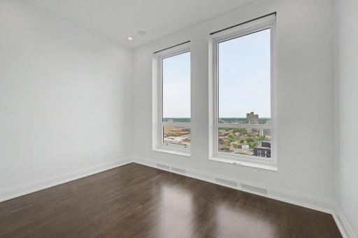 Bedroom/Den