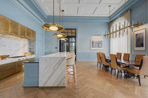 Common Space | Full Kitchen