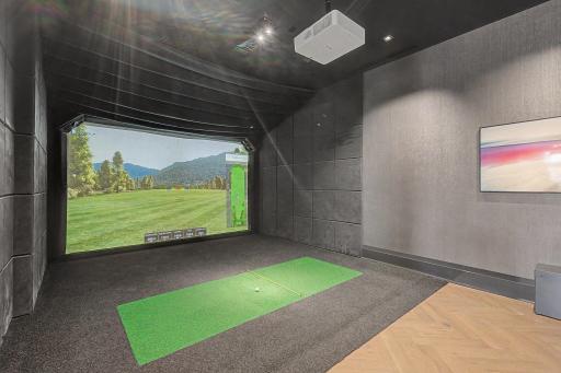 Common Space | Golf Sim