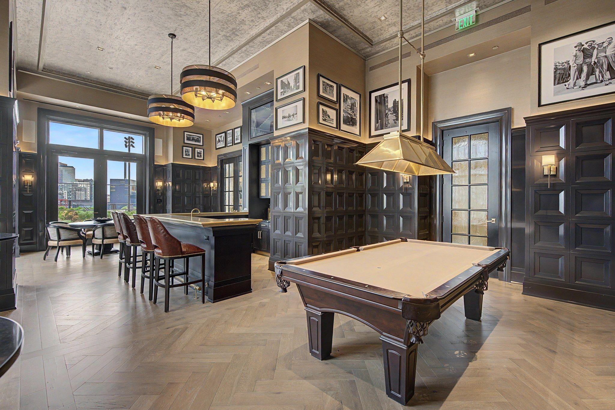 Common Space | Billiard Room | Bar Area