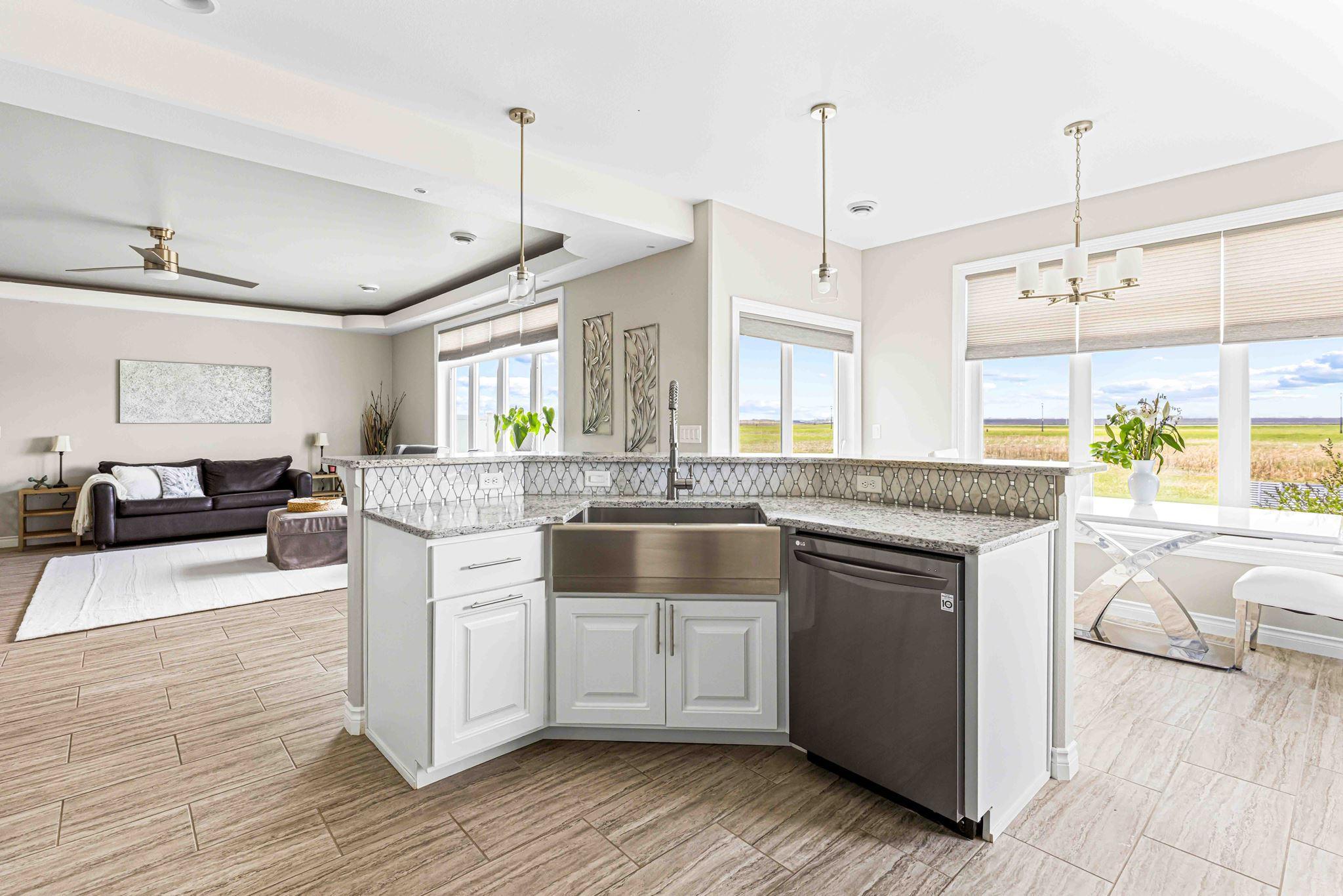 5419 Kitchen5.jpg