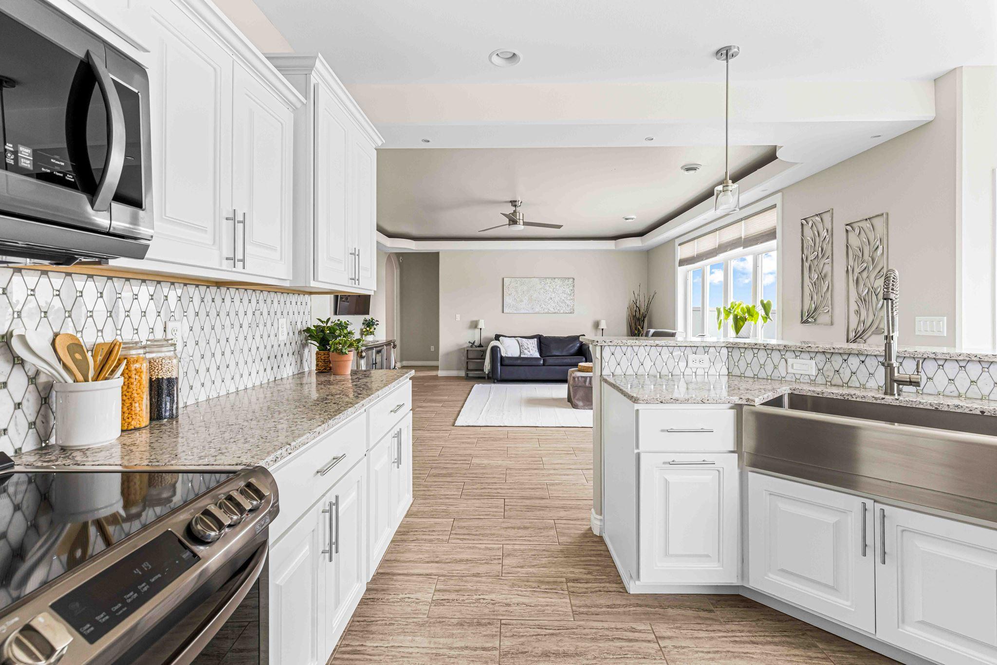 5419 Kitchen3.jpg